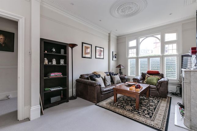 Bovingdon Road, London photo 2