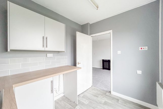 Flat for sale in Crescent Road, Uplands Court