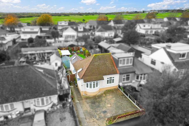 36, Philmead Road, South Benfleet photo 4