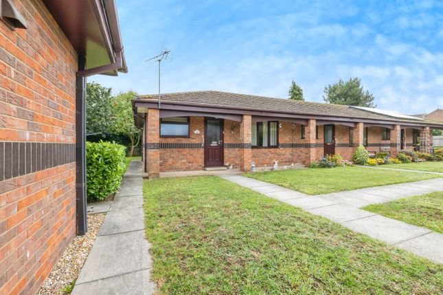 1-bed bungalow on St. Claires Court, Lincoln, Lincolnshire LN6, £110,000