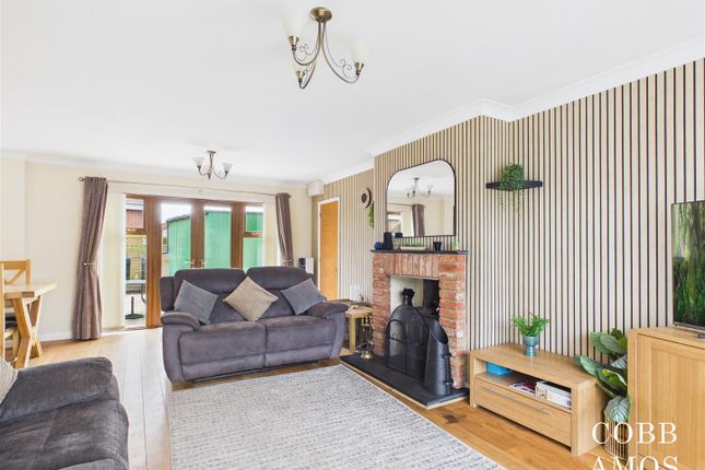 17, Sheet Road, Ludlow photo 3