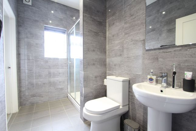 13c Wharncliffe Road, Sheffield photo 3