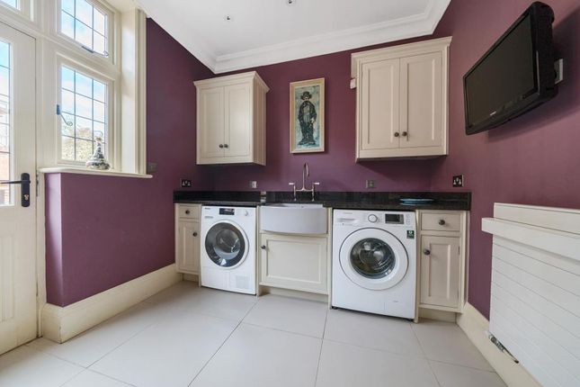 Detached house for sale in Hendon Avenue, Finchley