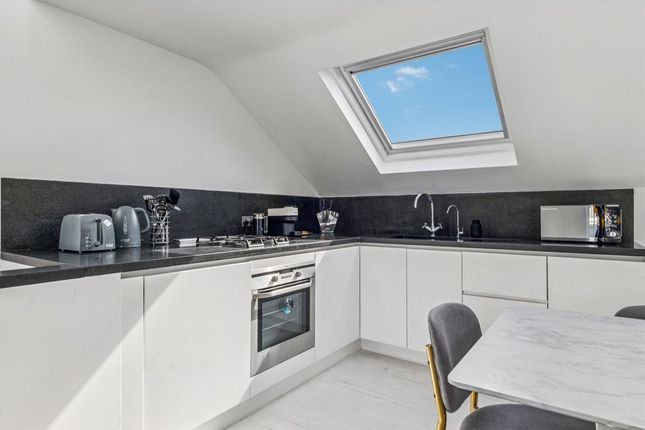 Upper Maisonette, 70, Elgin Crescent, London photo 5