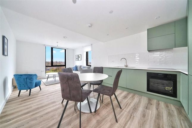 Flat 703, Viva Court, Luton photo 4