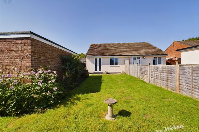 Semi-detached bungalow for sale in Upper Abbotts Hill, Aylesbury