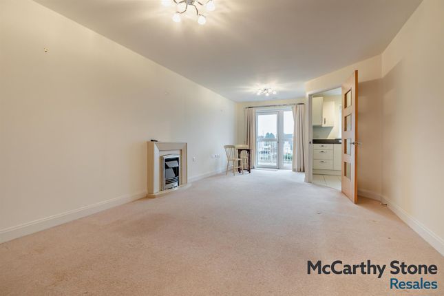 24 Squire Court, Raleigh Mead, South Molton photo 4