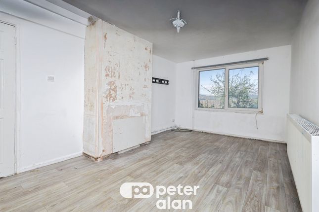 17, Lavender Road, Merthyr Tydfil photo 3