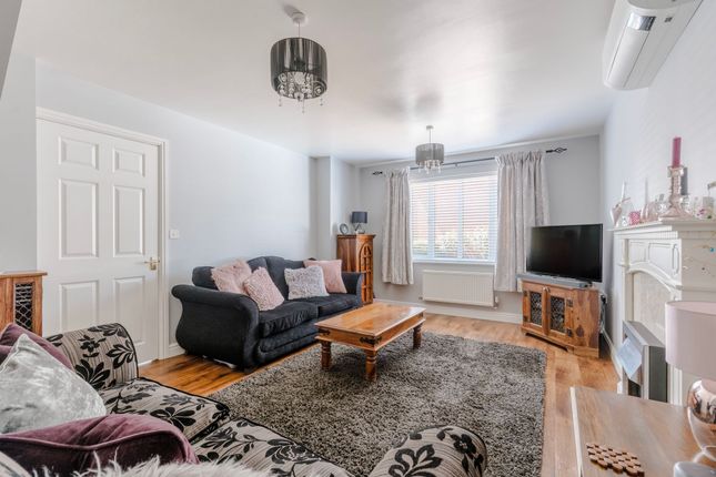 26 Penrose Gardens, Wisbech photo 4