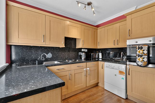 3 Burn Crescent, Airdrie photo 3