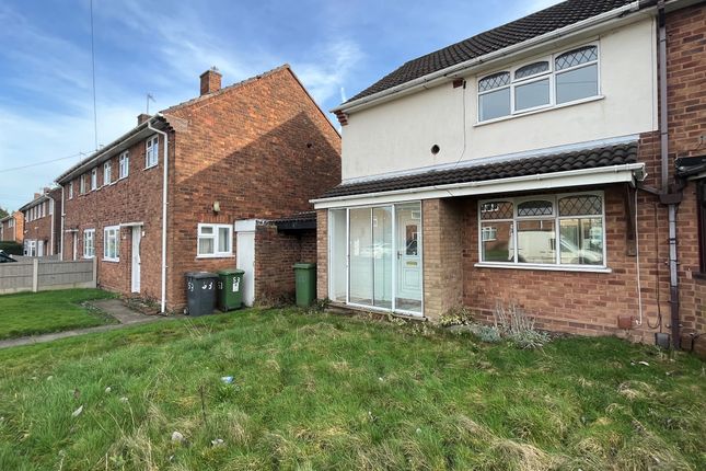 Thumbnail Town house for sale in Pritchard Avenue, Wednesfield, Wolverhampton