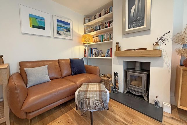 21, Station Road, Farncombe photo 4
