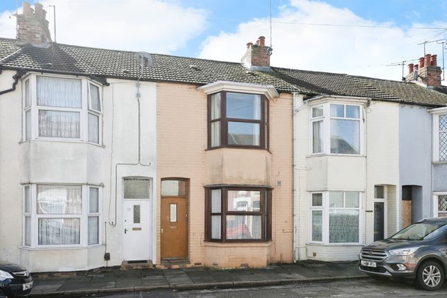 Thumbnail Terraced house for sale in Lincoln Road, Northampton
