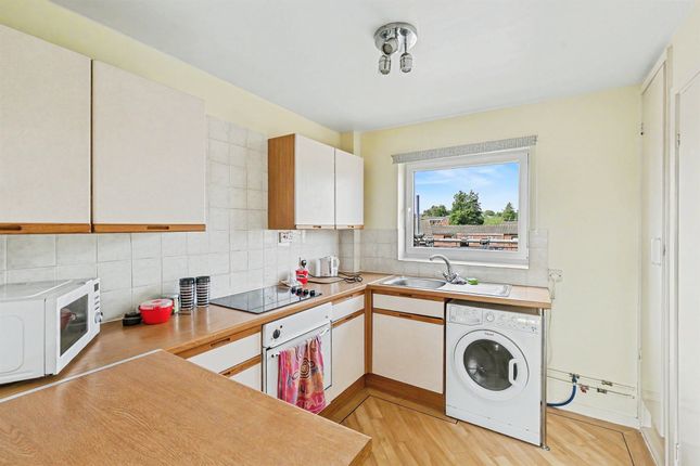 58, Newnham Road, Northampton photo 4