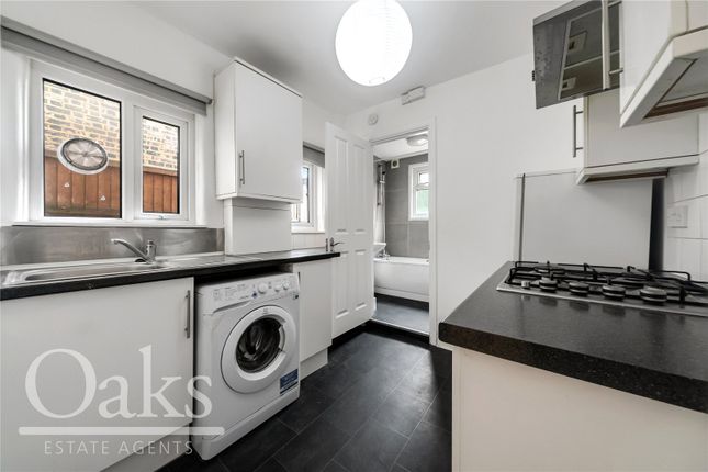 94, Grange Park Road, Surrey photo 4