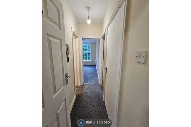 Flat, Chorcliffe House Hollinshead St, Chorley photo 2