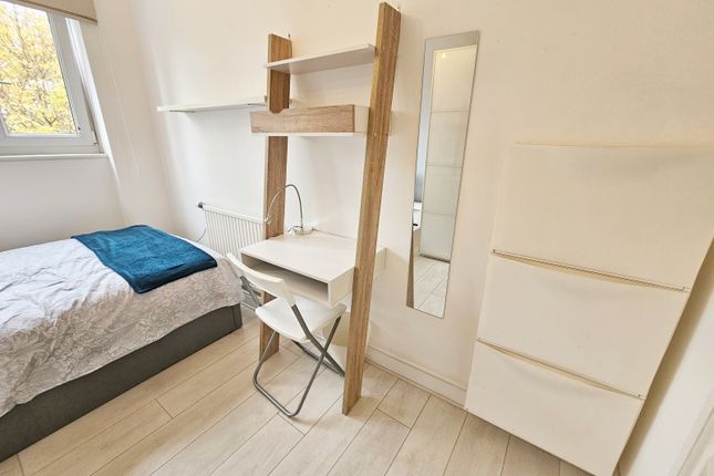 Barnabas House, London photo 2