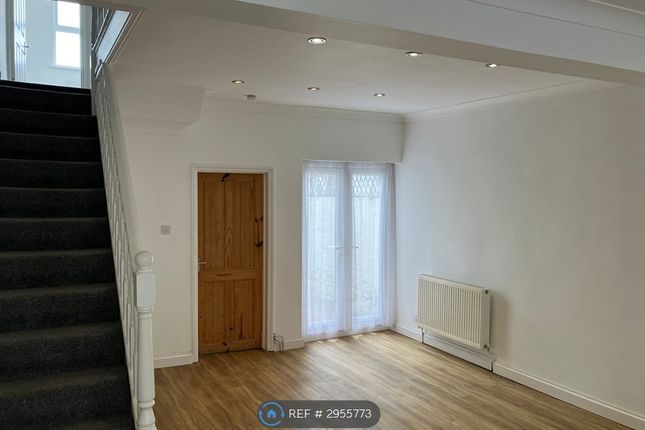 Evelyn Avenue, Newhaven photo 4