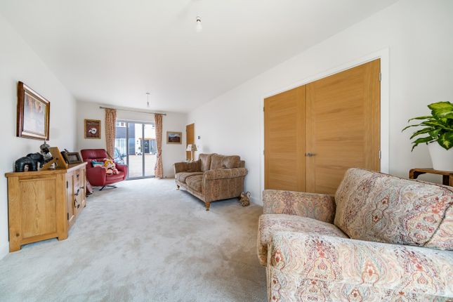 15, Wentworth Gardens, Devon photo 2