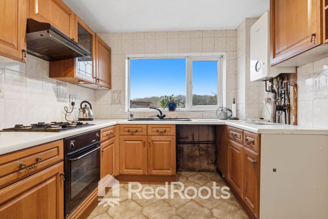 87 Acacia Road, Skellow, South Yorkshire photo 4