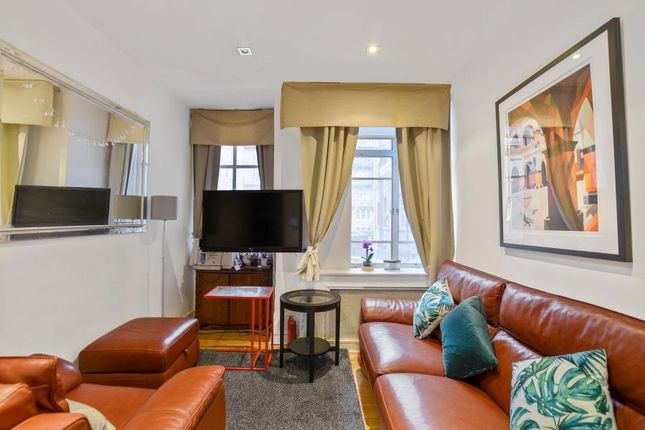 43a, Oakwood Court, Abbotsbury Road, London photo 3