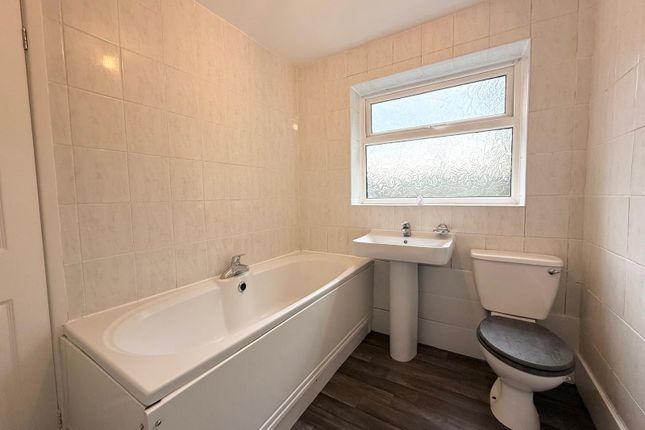20 New Street, Stairfoot, Barnsley photo 2