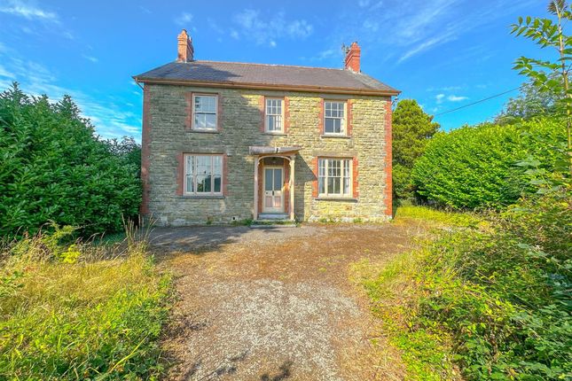 3-bed house on Maelgwyn, Llandysul, £235,000