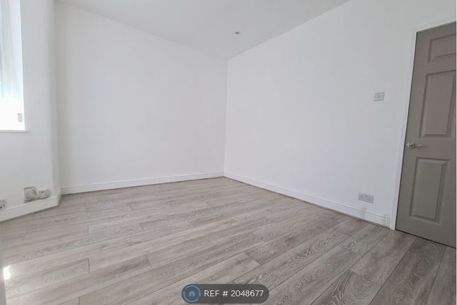 Thumbnail Terraced house to rent in Belmont Road, Grays