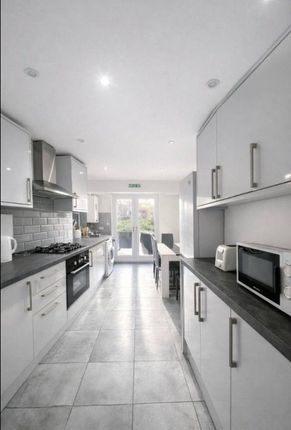 23 Apsley Road, London photo 4