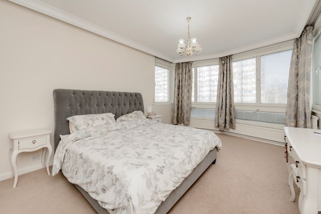 Flat 16, Southacre,, Hyde Park Crescent, Hyde Park Crescent photo 4