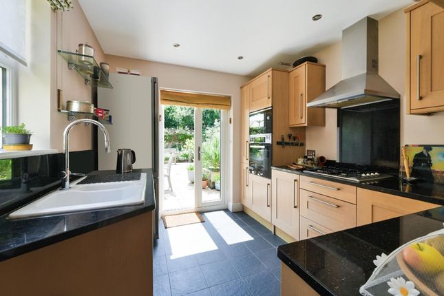 8, Grove Road, Epsom photo 4