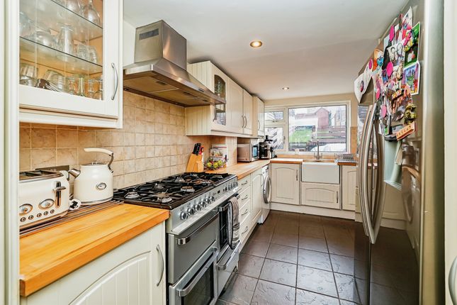 Terraced house for sale in Gladstone Road, Chesham