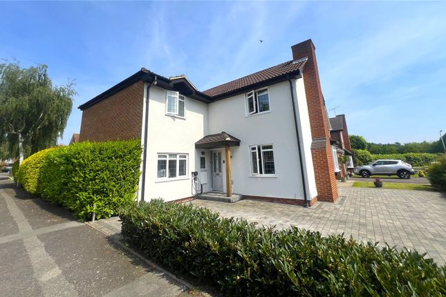 Detached house to rent in Creasey Close, Hornchurch