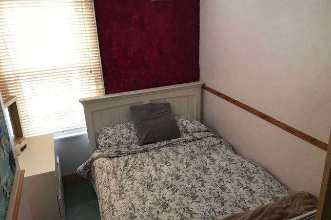 75, Southfield Road, Worthing photo 5