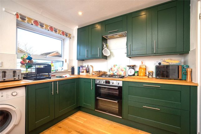 Terraced house for sale in Bedford Close, Newbury, Berkshire