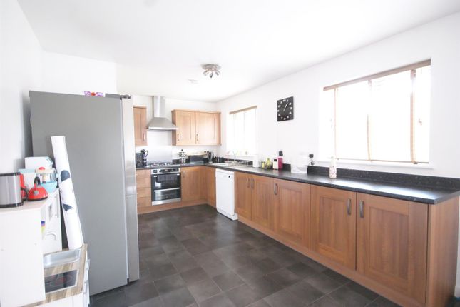 4, Honeysuckle Road, Lincoln photo 3