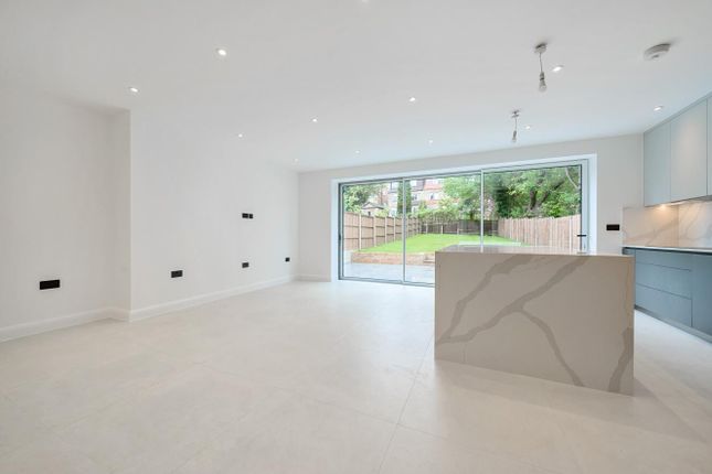 65, Chanctonbury Way, Woodside Park photo 4