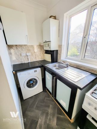 Flat for sale in Salcombe Road, Walthamstow