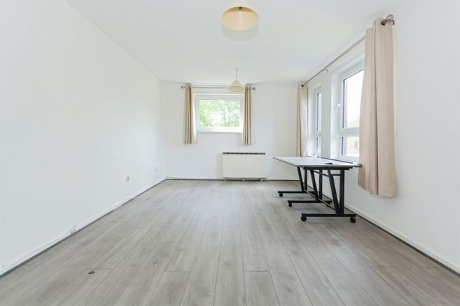 Flat 12, Bowen Court, Wake Green Park, Birmingham photo 5