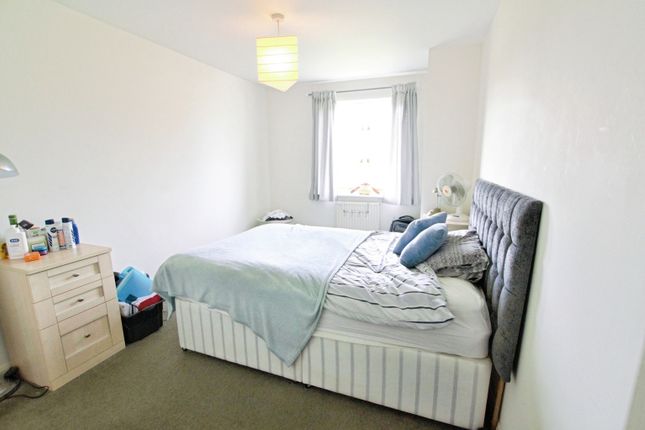 7, Syon Court, Park View Close, St Albans photo 4