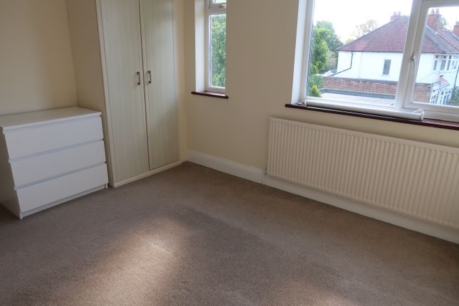 115 First floor , Malvern Avenue, South Harrow photo 4