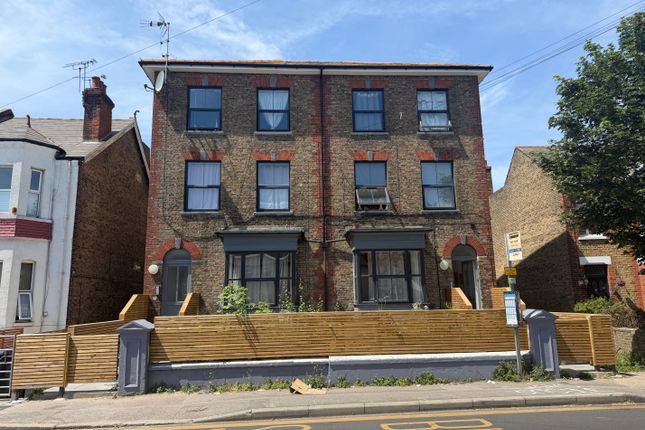 2-bed house on Flat C, Margate, £900/mo