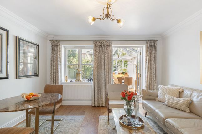 84 Grove Road, Richmond, Surrey photo 4