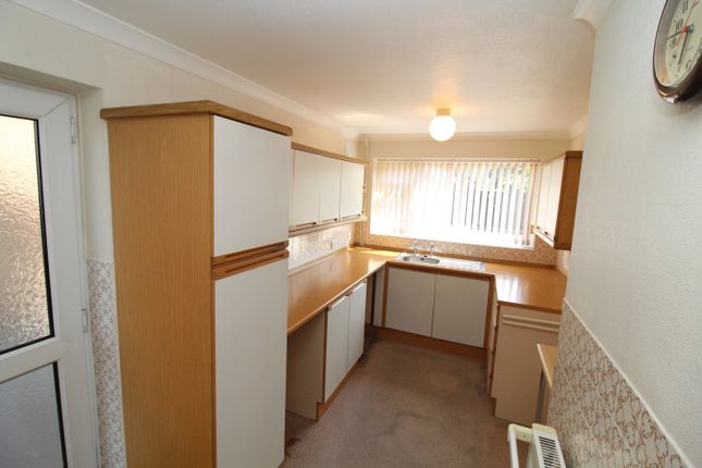 91, Attfield Drive, Leicester photo 4