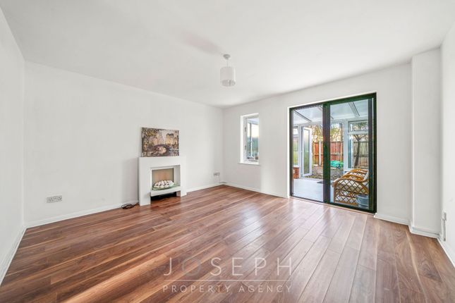 4 Ireland Road, Ipswich photo 3