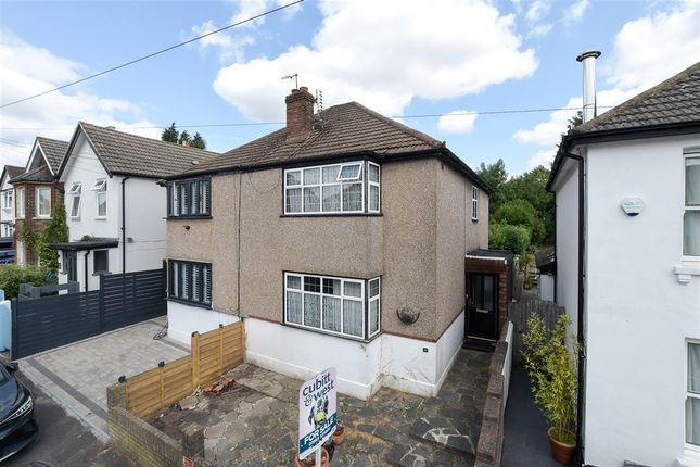 2-bed house on Oak Road, Caterham, £250,000