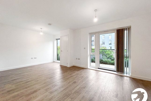 Flat 6, Whitley Court, 3, Abbey Wood Road, West Malling photo 2