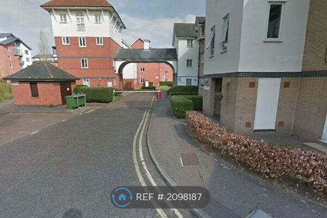 Thumbnail Flat to rent in Victoria Chase, Colchester