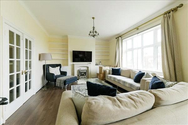 31, Ross Court, London photo 3