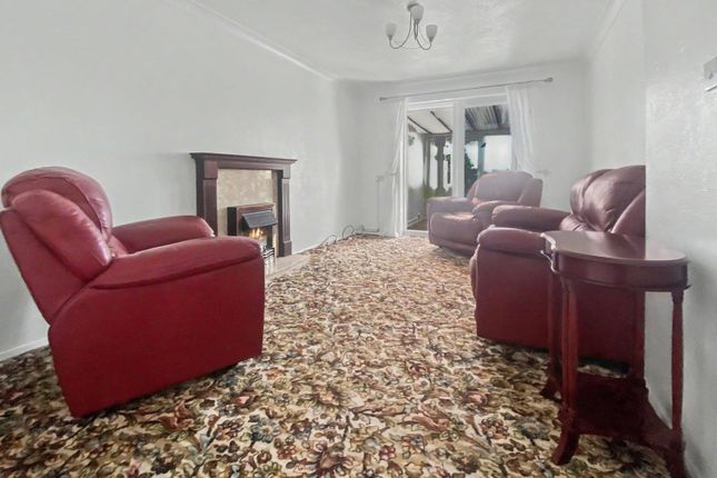 18, Woffindin Close, Grantham photo 4